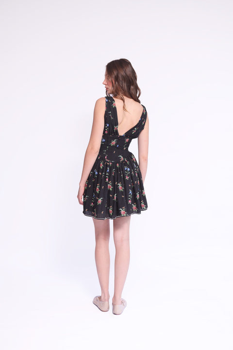 THE BLACK DRESS