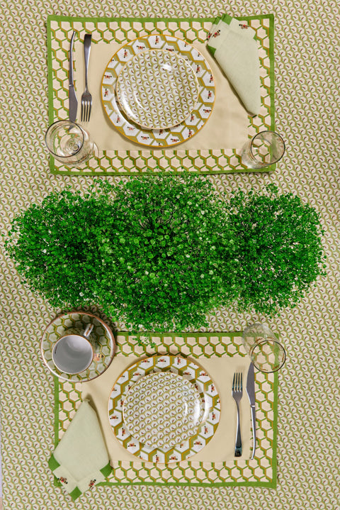 MINI WASA-BEE DINNER PLATES